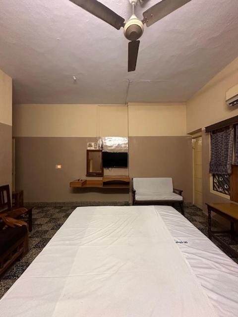 Sri Krishna Residency Hotel Vellore Exterior foto